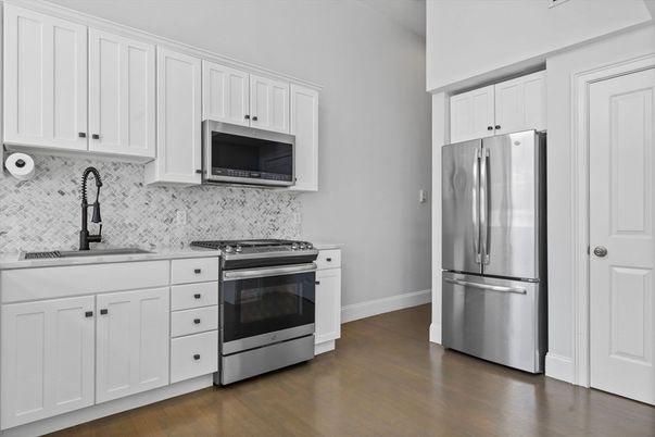 Interior, Kitchen, Stainless Steel Appliances, Wood Texture Flooring