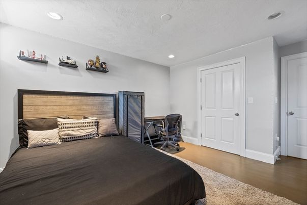 Bedroom, Home Office, Interior, Recessed Lighting, Wood Texture Flooring