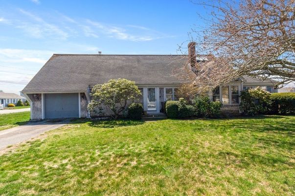 Attached, Backyard, Exterior, Facade, Cape Cod
