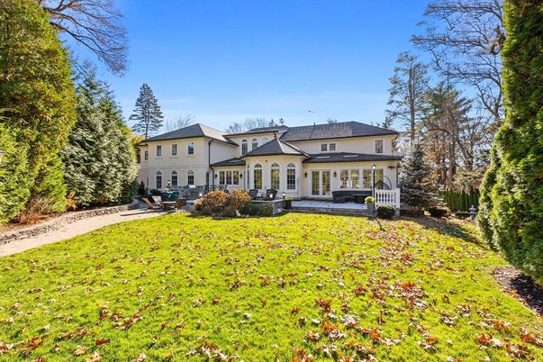 Backyard, Exterior, Facade, French Provincial