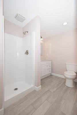 Bathroom, Interior, Recessed Lighting, Wood Texture Flooring