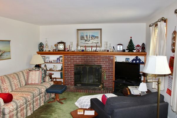 Fireplace, Interior, Living room