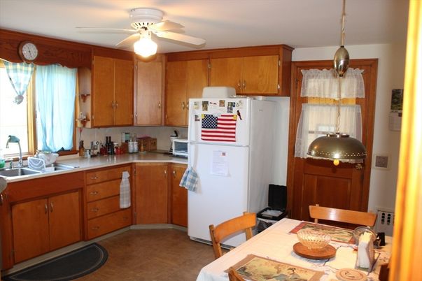 Dining room, Interior, Kitchen, Pendant Lights