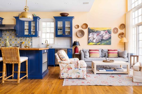 Interior, Kitchen, Living room, Pendant Lights, Recessed Lighting, Wood Texture Flooring