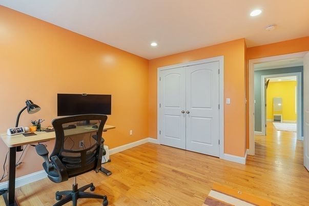 Home Office, Interior, Recessed Lighting, Wood Texture Flooring