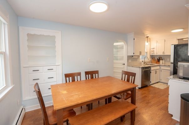 Dining room, Interior, Kitchen, Recessed Lighting, Wood Texture Flooring