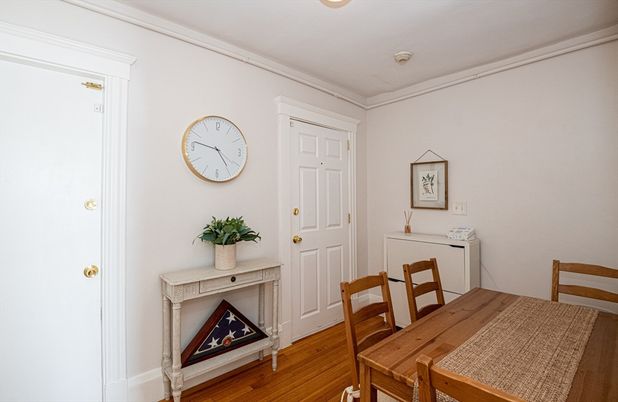 Dining room, Fireplace, Interior, Wood Texture Flooring