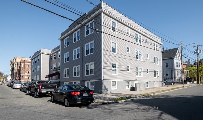 Exterior, Facade, Condo Building
