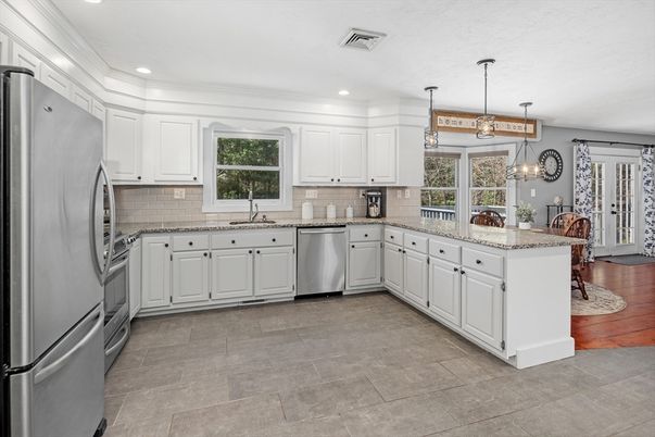 Interior, Kitchen, Pendant Lights, Recessed Lighting, Stainless Steel Appliances