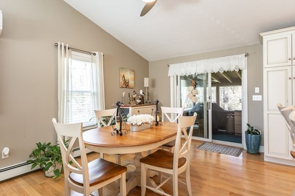 Dining room, Interior, Wood Texture Flooring