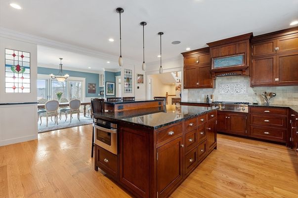 Dining room, Interior, Kitchen, Pendant Lights, Recessed Lighting, Wood Texture Flooring