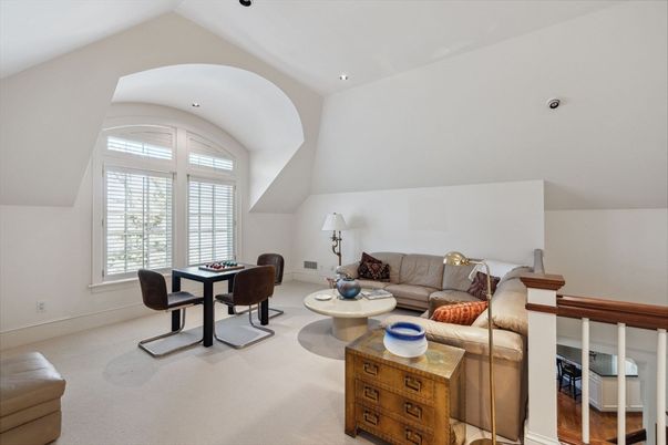 Dining room, Interior, Living room, Recessed Lighting