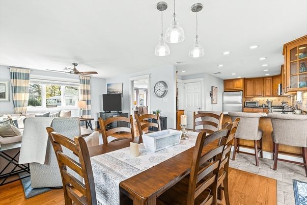 Dining room, Interior, Kitchen, Living room, Pendant Lights, Recessed Lighting, Stainless Steel Appliances, Wood Texture Flooring