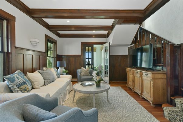 Interior, Living room, Recessed Lighting, Wooden Beams, Wood Texture Flooring