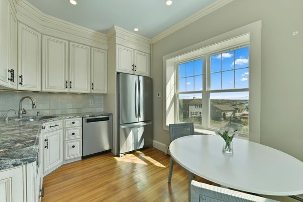 Dining room, Interior, Kitchen, Recessed Lighting, Stainless Steel Appliances, Wood Texture Flooring
