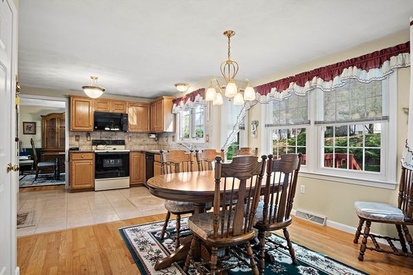 Chandelier, Dining room, Interior, Kitchen, Wood Texture Flooring