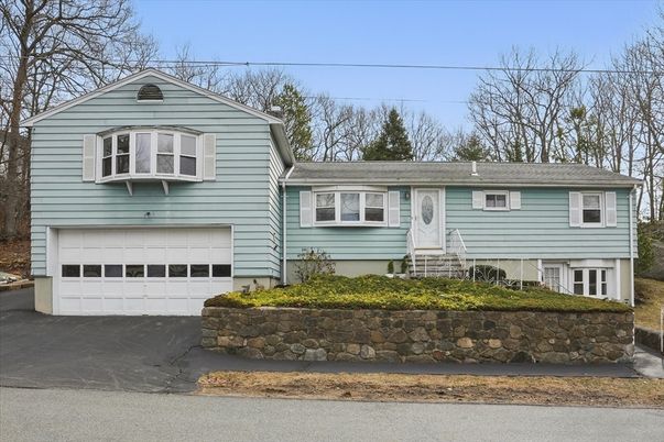 Attached, Exterior, Facade, Raised Ranch