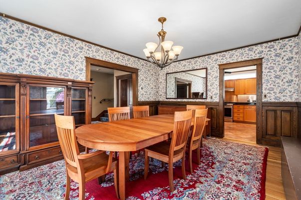 Chandelier, Dining room, Interior, Kitchen, Wood Texture Flooring