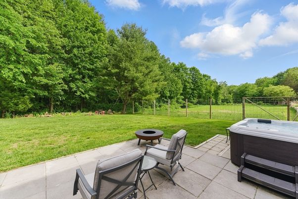 Backyard, Exterior, Hot Tub
