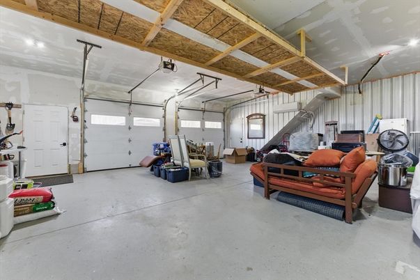 Garage, Interior
