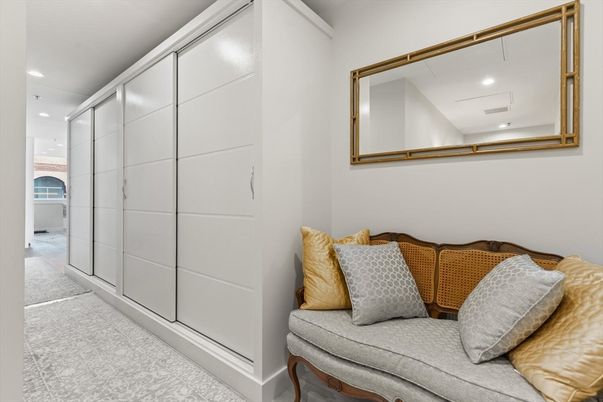 Interior, Recessed Lighting