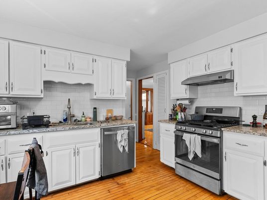 Interior, Kitchen, Stainless Steel Appliances, Wood Texture Flooring