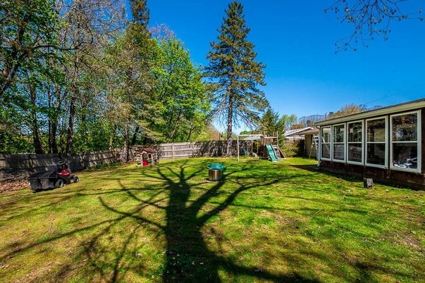 Backyard, Exterior, Playground