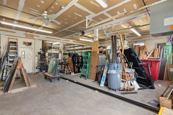 Fitness Equipment, Interior, Recessed Lighting