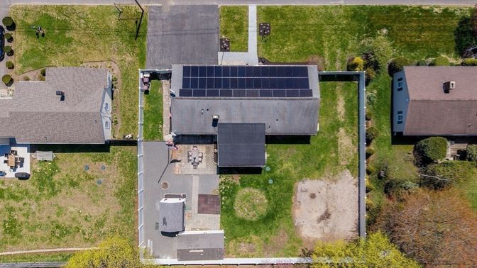 Exterior, Drone