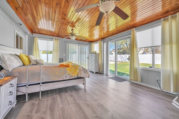 Bedroom, Interior, Wooden Ceilings, Wood Texture Flooring