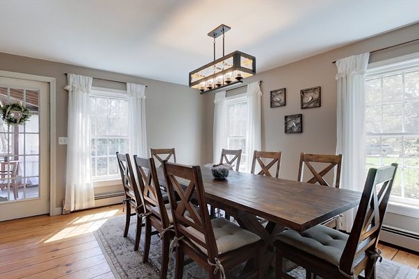 Chandelier, Dining room, Interior, Pendant Lights, Wood Texture Flooring