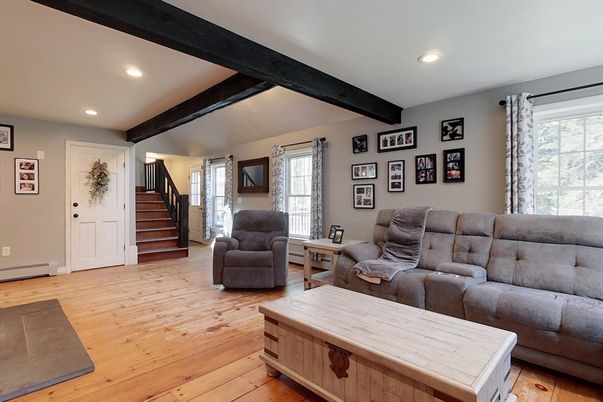 Interior, Living room, Recessed Lighting, Wooden Beams, Wood Texture Flooring