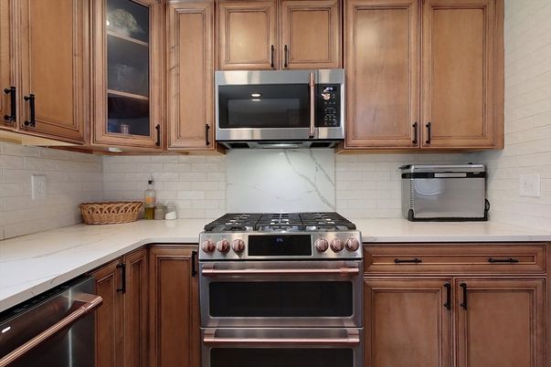 Interior, Kitchen, Stainless Steel Appliances