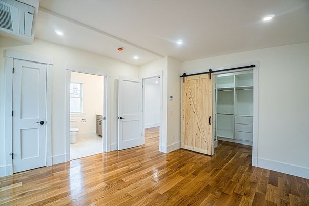 Bathroom, Interior, Recessed Lighting, Wood Texture Flooring