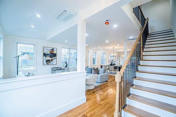 Dining room, Interior, Living room, Pendant Lights, Recessed Lighting, Wood Texture Flooring