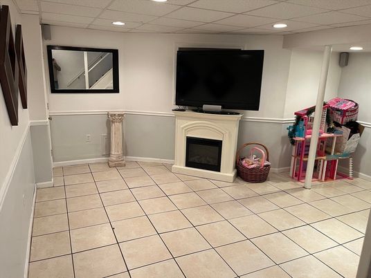 Fireplace, Interior, Recessed Lighting