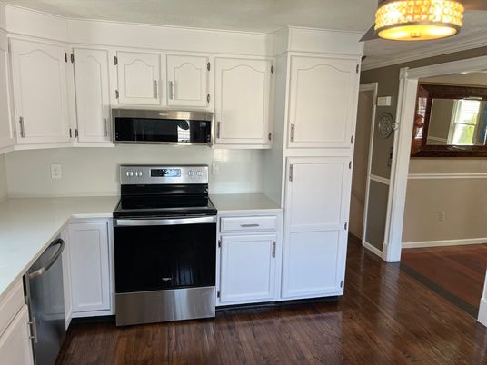 Interior, Kitchen, Stainless Steel Appliances, Wood Texture Flooring