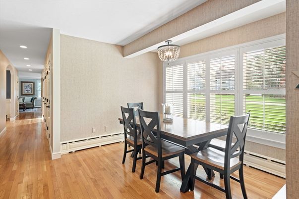 Chandelier, Dining room, Interior, Recessed Lighting, Wood Texture Flooring
