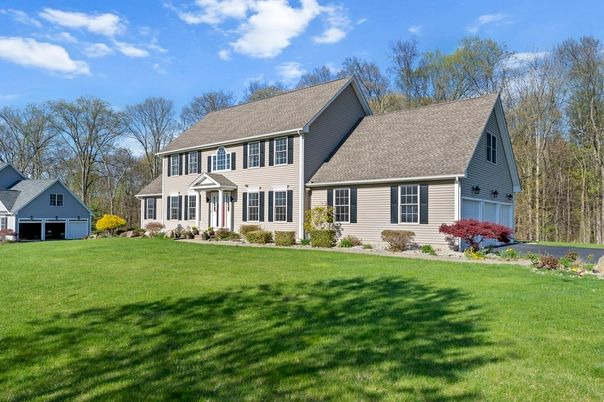 Attached, Backyard, Exterior, Facade, Georgian
