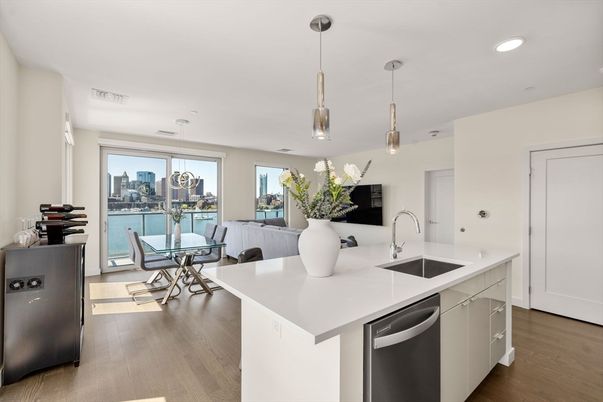 Dining room, Interior, Kitchen, Pendant Lights, Recessed Lighting, Wood Texture Flooring