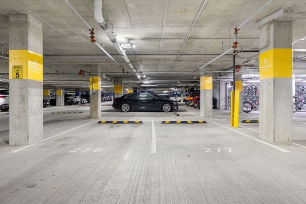 Garage, Interior