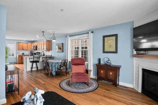 Fireplace, Interior, Kitchen, Pendant Lights, Recessed Lighting, Wood Texture Flooring