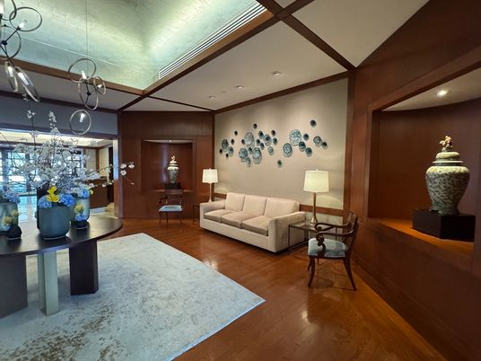 Interior, Pendant Lights, Recessed Lighting, Wood Texture Flooring