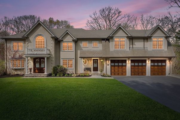 Exterior, Lake