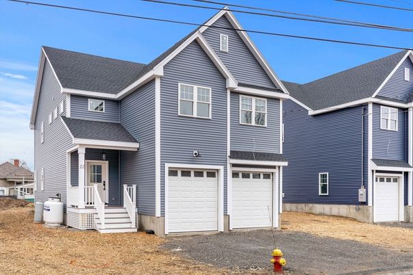 Attached, Exterior, Facade, Rowhouse