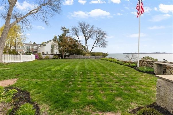 Backyard, Exterior, Water