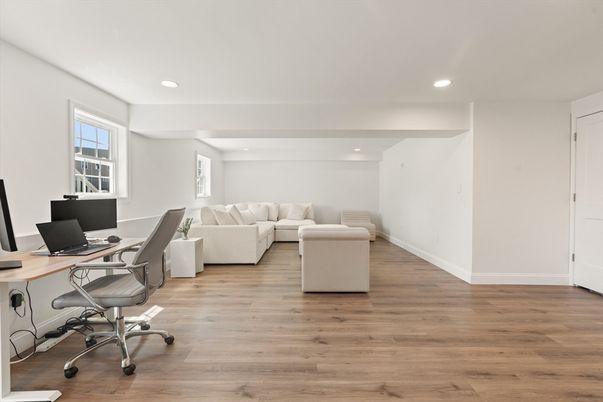 Home Office, Interior, Recessed Lighting, Wood Texture Flooring