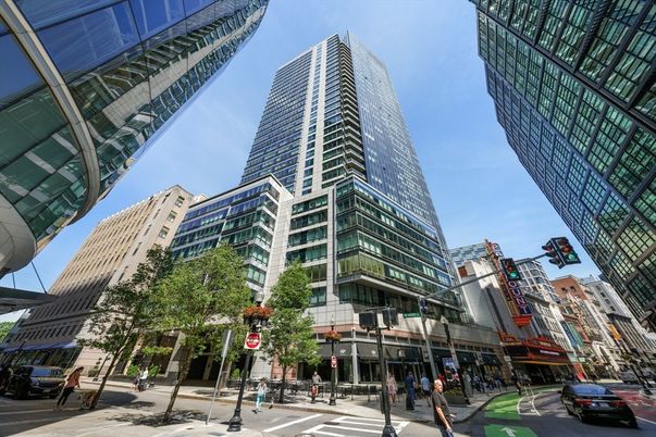 Exterior, Facade, Highrise