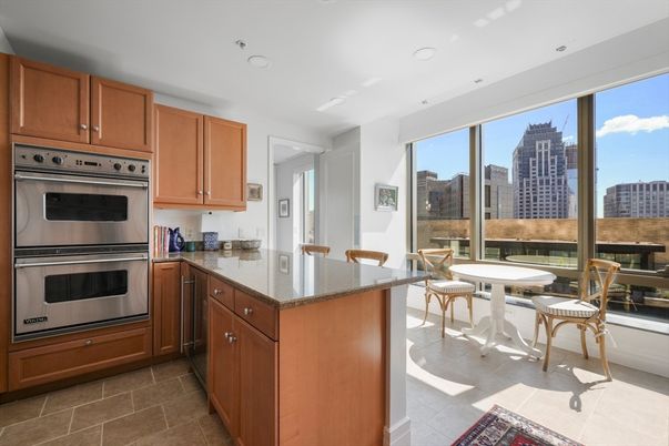 Dining room, Interior, Kitchen, Recessed Lighting, Stainless Steel Appliances
