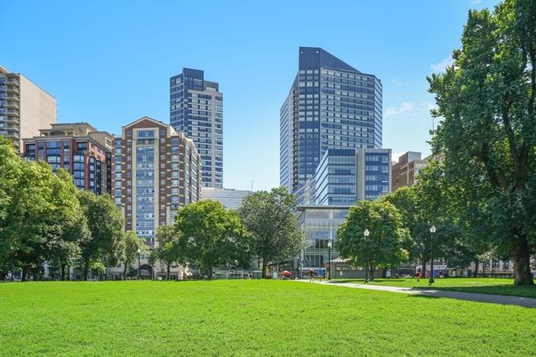Exterior, Facade, Highrise